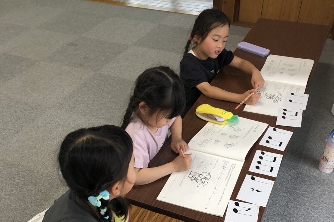 5歳6歳のリトミックならNijiiroリトミック